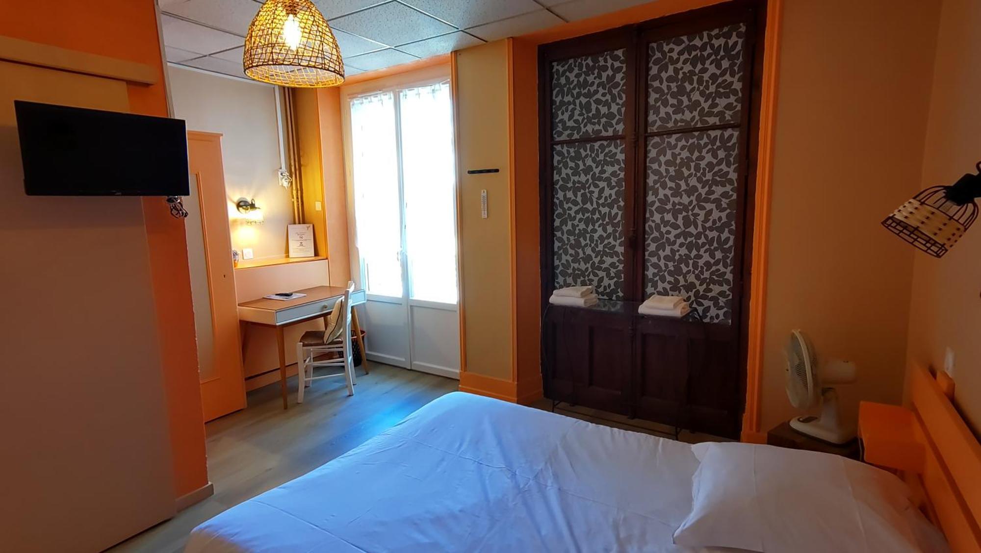 Hotel Le Colibri Aix-les-Bains Exterior photo
